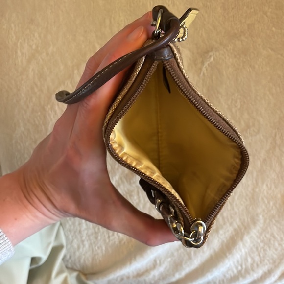 Small coach clutch - Picture 3 of 3